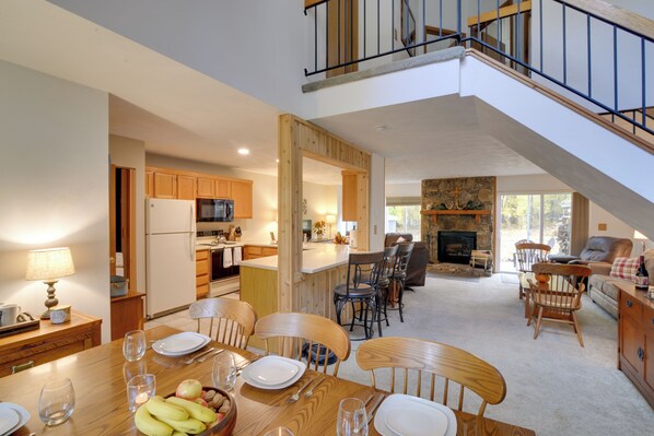 Somerset Vacation Rental | 3BR | 2.5BA | Bedrooms on 2nd Floor | 1,586 Sq Ft