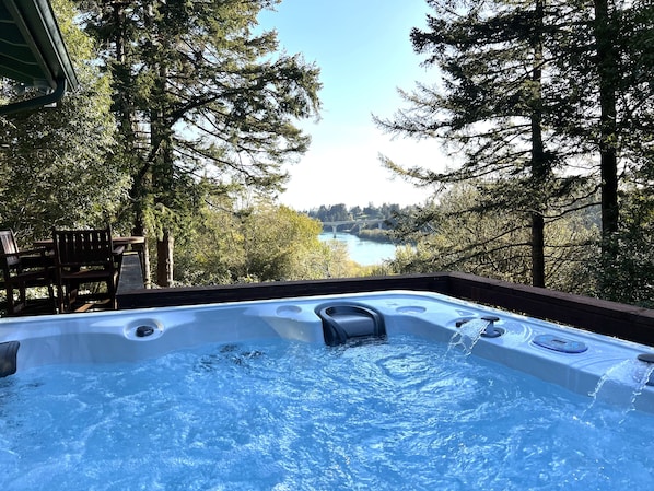 Bain à remous extérieur