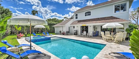 Naples Vacation Rental | 4BR | 3BA | 2,700 Sq Ft | Step-Free Access