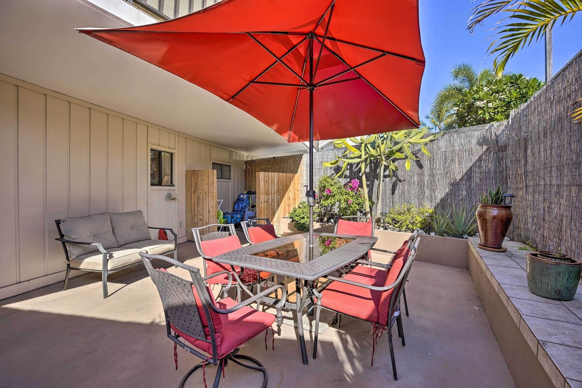 Centrally Located Kailua-Kona Condo w/ Lanai!