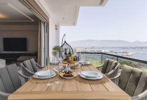 The Athens Riviera has never been more elegant. 