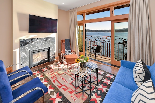 Well appointed living room with amazing bay views.