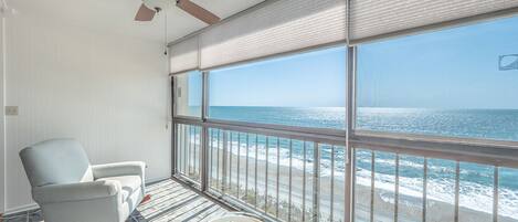 Screened Porch 2