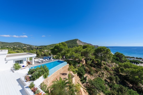 villamore