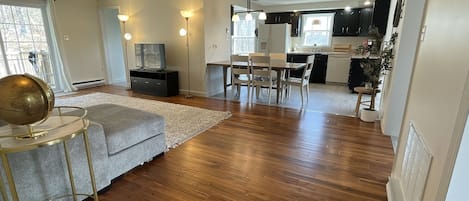 Living/kitchen/dining area with open concept 