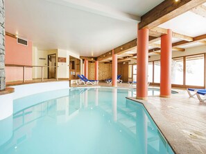 Water, Swimming Pool, Building, Floor, Leisure, Flooring, House, Real Estate, Recreation, Ceiling