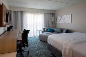 Unit with 1 king bed