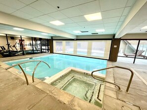 How about apres-ski dip in the outdoor hot tub or indoor hot tub or both?