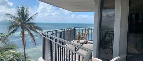 Tom's Oceanfront Expansive  Balcony