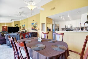 DINING SPACE REVERSE.jpg mls