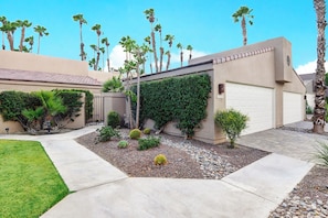 FRONT OF HOME.jpg mls