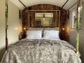 Gillan Creek Retreat, Cornwall: Luxury glamping