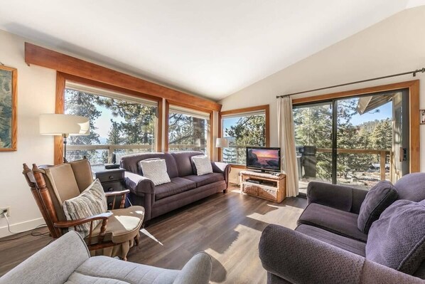 Enjoy a peaceful Tahoe escape from this bright 3-bedroom home, just minutes from the shores of Lake Tahoe!