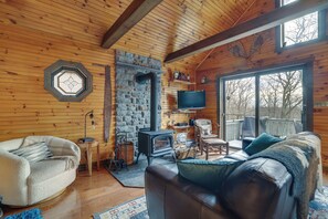 Living Room | 1st Floor | Open Floor Plan | Window A/C Units | Free WiFi