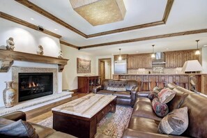 3 Bedroom Residence
