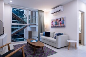 Modern livingroom with transparent windows.