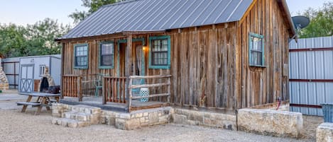 River Rock Cabin #3