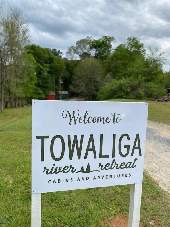 Welcome Sign