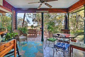 Covered Patio | Outdoor Dining