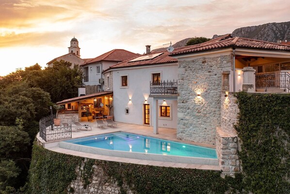 Extérieur maison de vacances [été]
