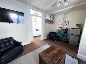 Living Room/Kitchenette Area