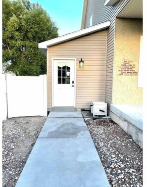 Private entrance - stairway to basement apartment