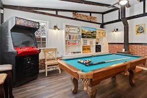 Spielezimmer
