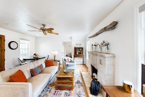 Airy and bright living room!