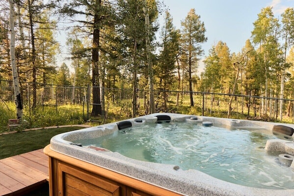 7 person Hot Tub