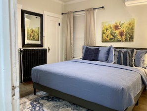 Sunflower bedroom with King bed, bathroom access & closet