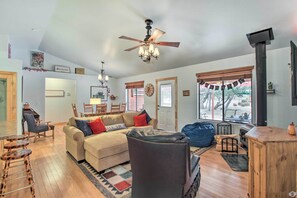 Living Room | Wood-Burning Stove | Smart TV