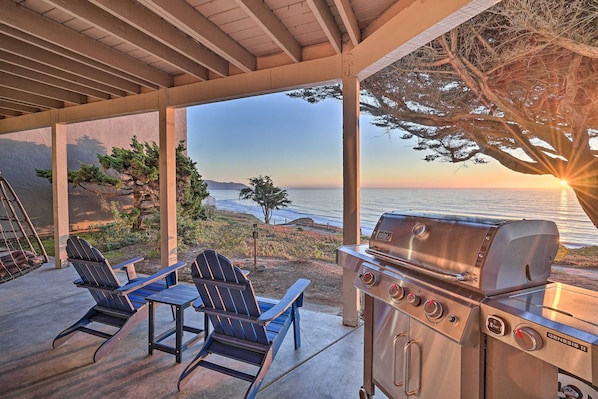 Pacifica Vacation Rental | 2BR | 2BA | Step-Free Access | 1,280 Sq Ft