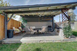 Patio | Gas Grill | Outdoor Seating & Dining | String Lights | Free WiFi