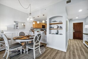 7-web-or-mls-15100-front-beach-rd-unit-1211