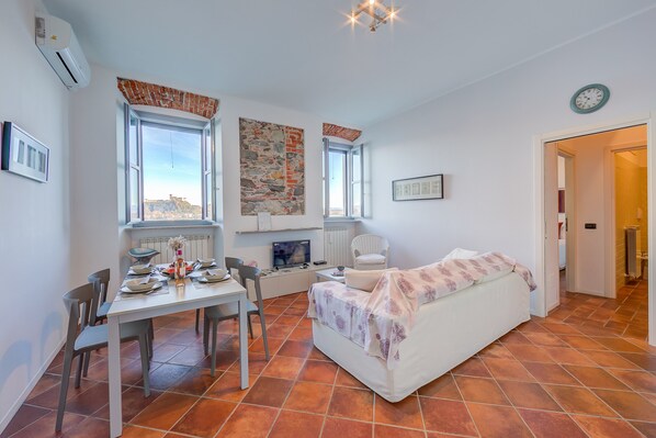 Living and dining room
