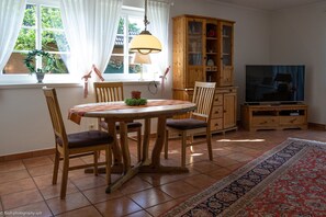 Essbereich im Wohnzimmer
