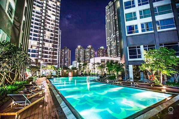 Pool