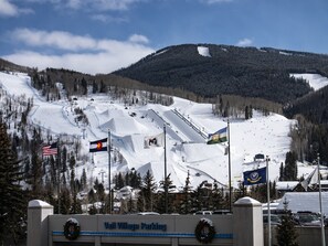 Vail Resort: 10 minutes away