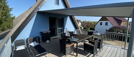 28 qm Sonnenterrasse mit Markise