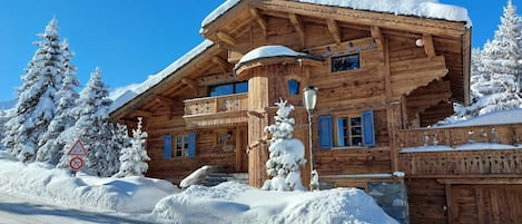 Charming French Chalet | Chalet Augustus |  Amazing Mountain Views & Sauna | Courchevel 1850