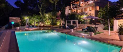 Delightful Ibiza Villa |  Spectacular Mountain Views | Villa Jasmine | 4 Bedrooms | Ibiza Town