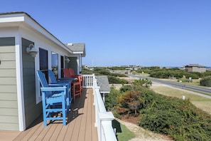 Sundeck 2024