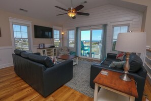 Living Room 2021