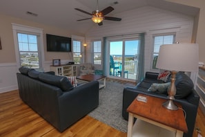 Living Room 2021