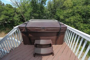 Private Hot Tub On Top Deck 2019