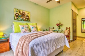 Guest Suite with Queen sized bed.