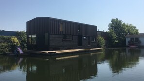 Houseboat Appartment