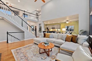 Cozy Living Area | Smart TV and Fireplace
