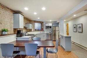 Chair, Furniture, Room, Indoors, Flooring