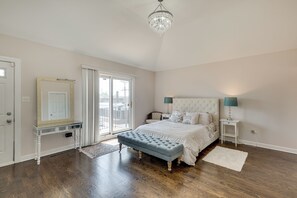 Flooring, Floor, Hardwood, Bedroom, Room